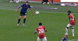 1727044671651045063.gif milan derby 72.gif